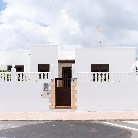 Vila Eris *