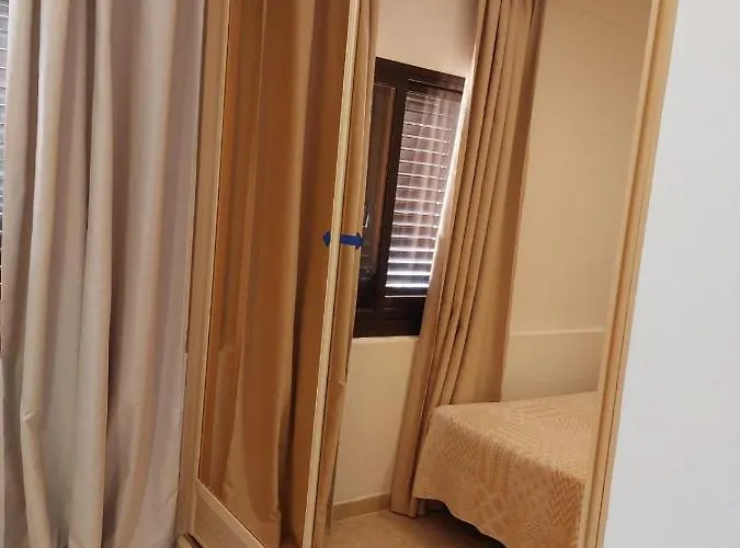 Eris * بويرتو ذيل كارمين